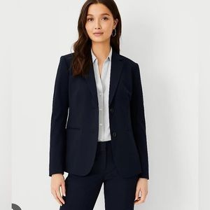 Limited Collection 2 button blazer